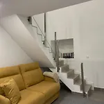 1881 Historical Loft With Garden Appartement