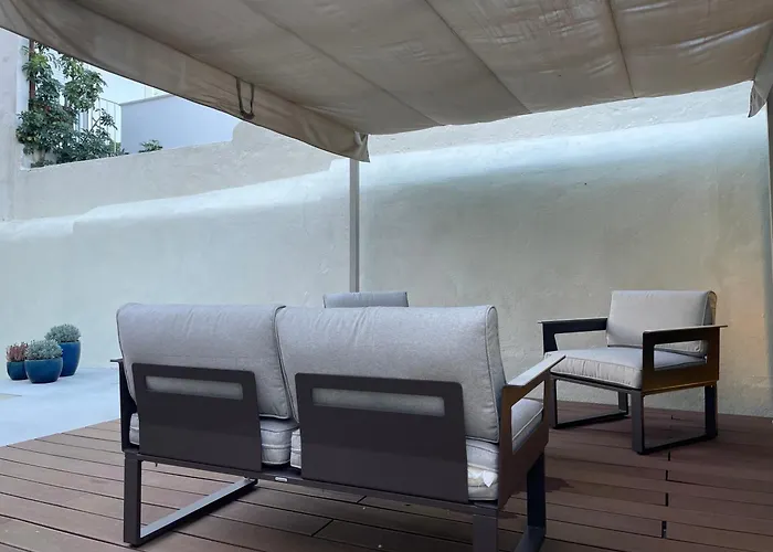 شقة 1881 Historical Loft With Garden *